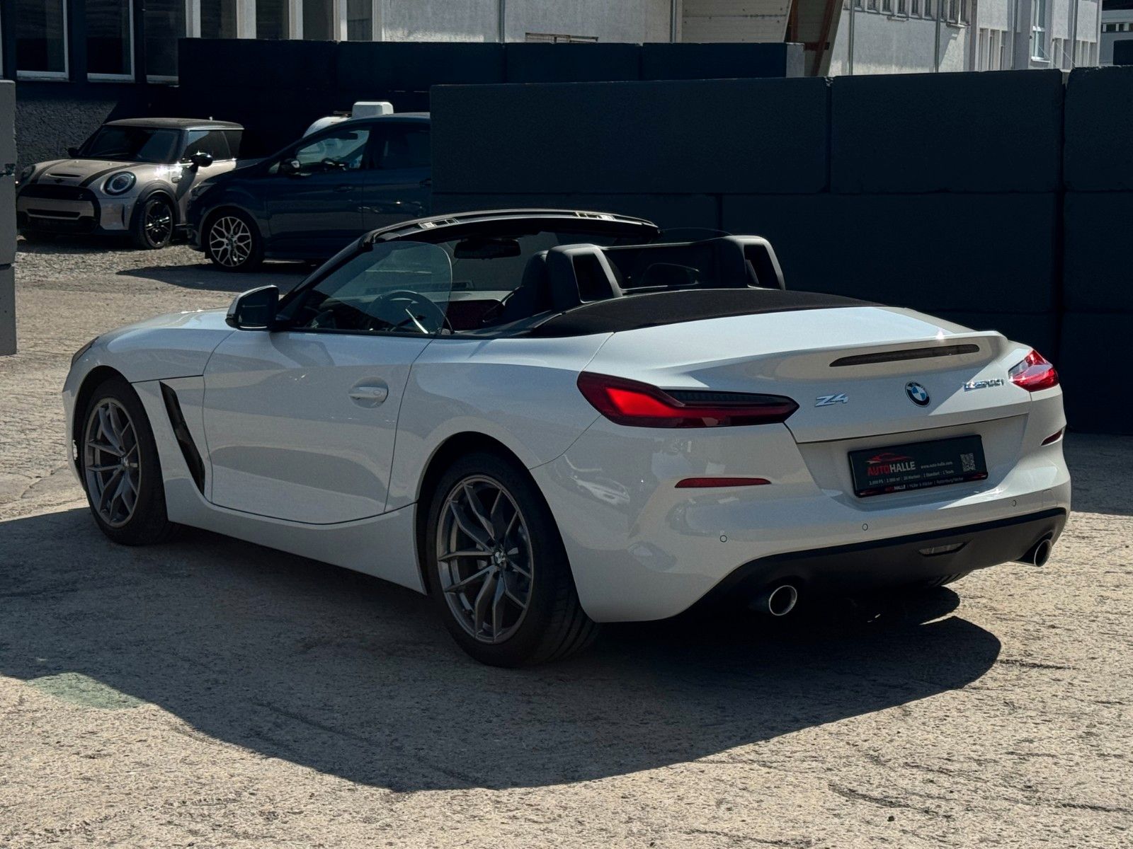 Fahrzeugabbildung BMW Z4 sDrive20i Aut. Advantage Tempo. H&K PDC SHZ