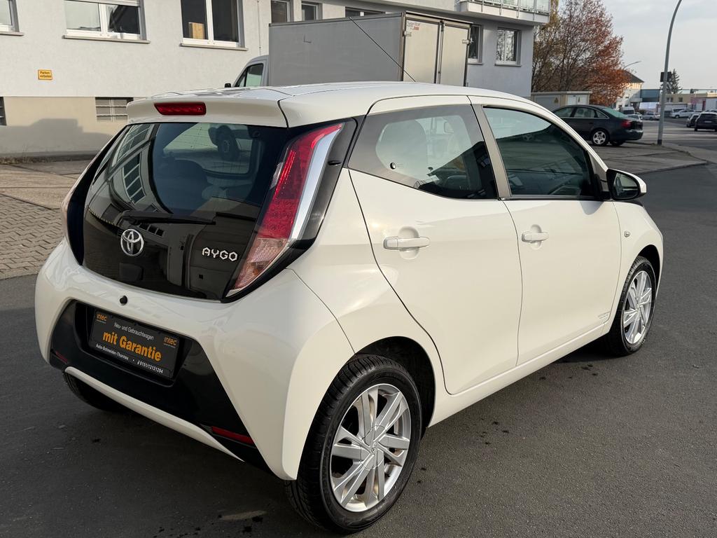 Toyota Aygo (X)