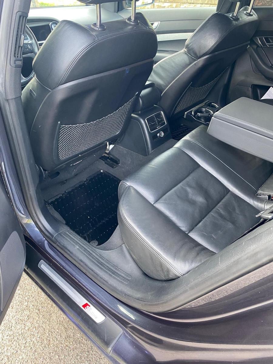 Audi A6 2009 — photo 11
