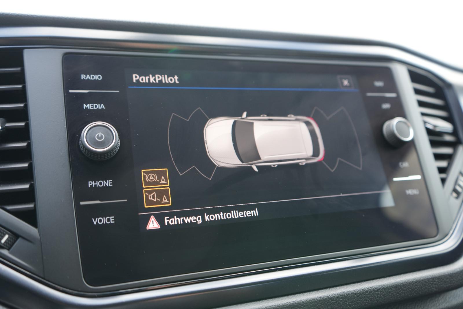 Volkswagen T-Roc DCC PDC KLIMAAUTOMATIK SITZHEIZUNG