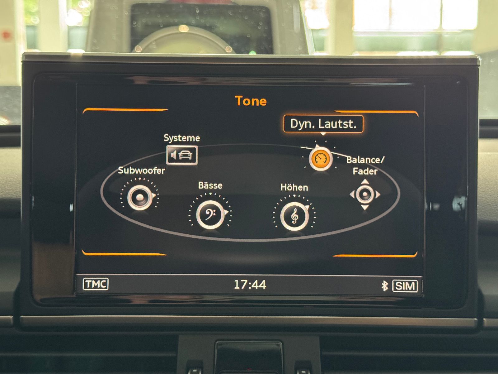 Fahrzeugabbildung Audi A6 3.0 TDI QUATTRO SPORT MOTORSOUND NAVI ACC LED