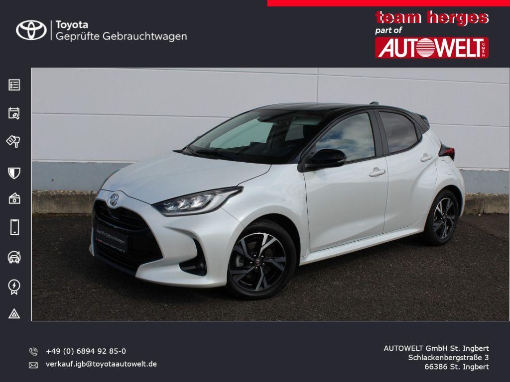 Toyota Yaris Hybrid 116 1.5 VVT-i Black&White