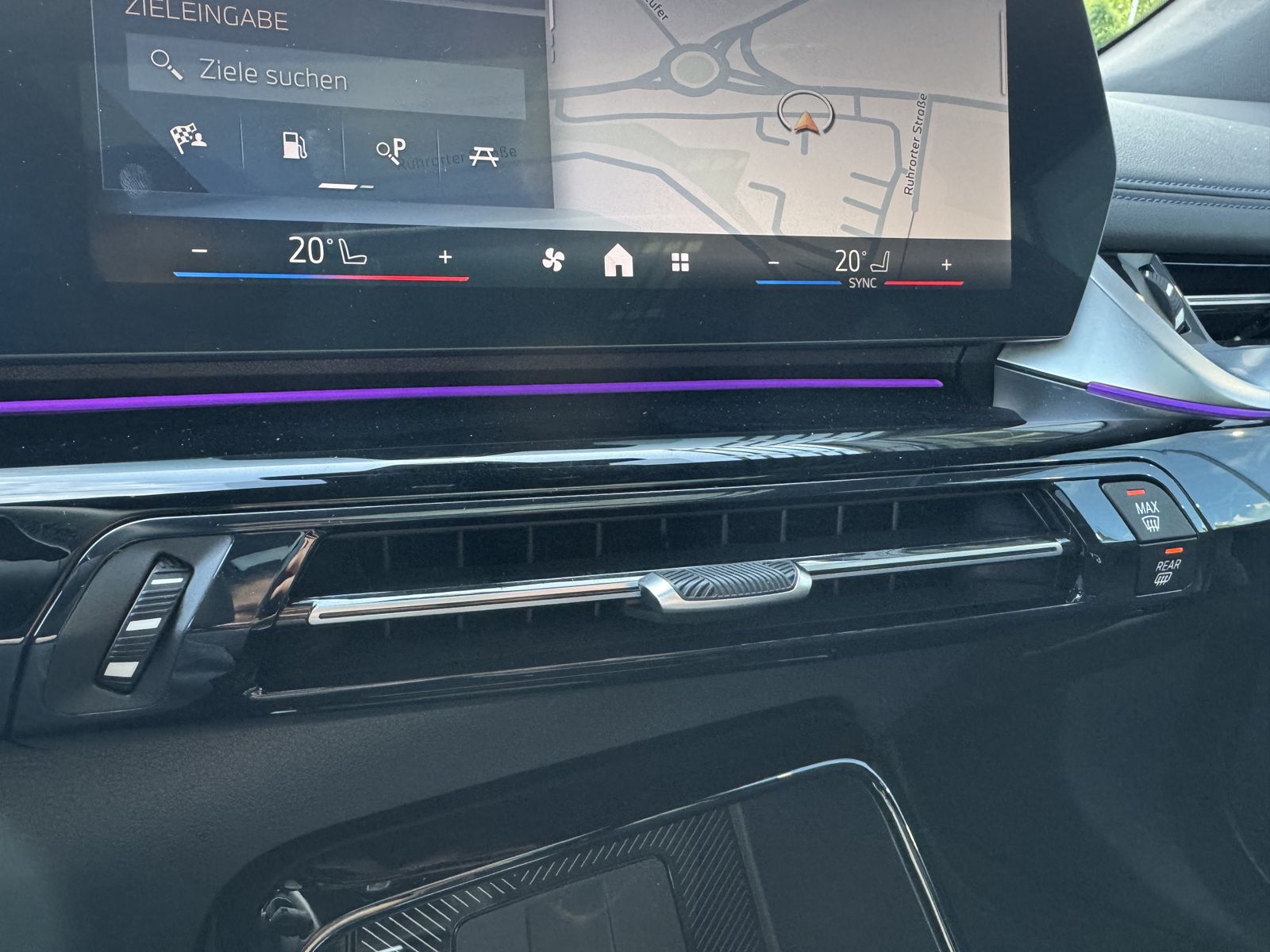 BMW 223 Active Tourer - Bild 15