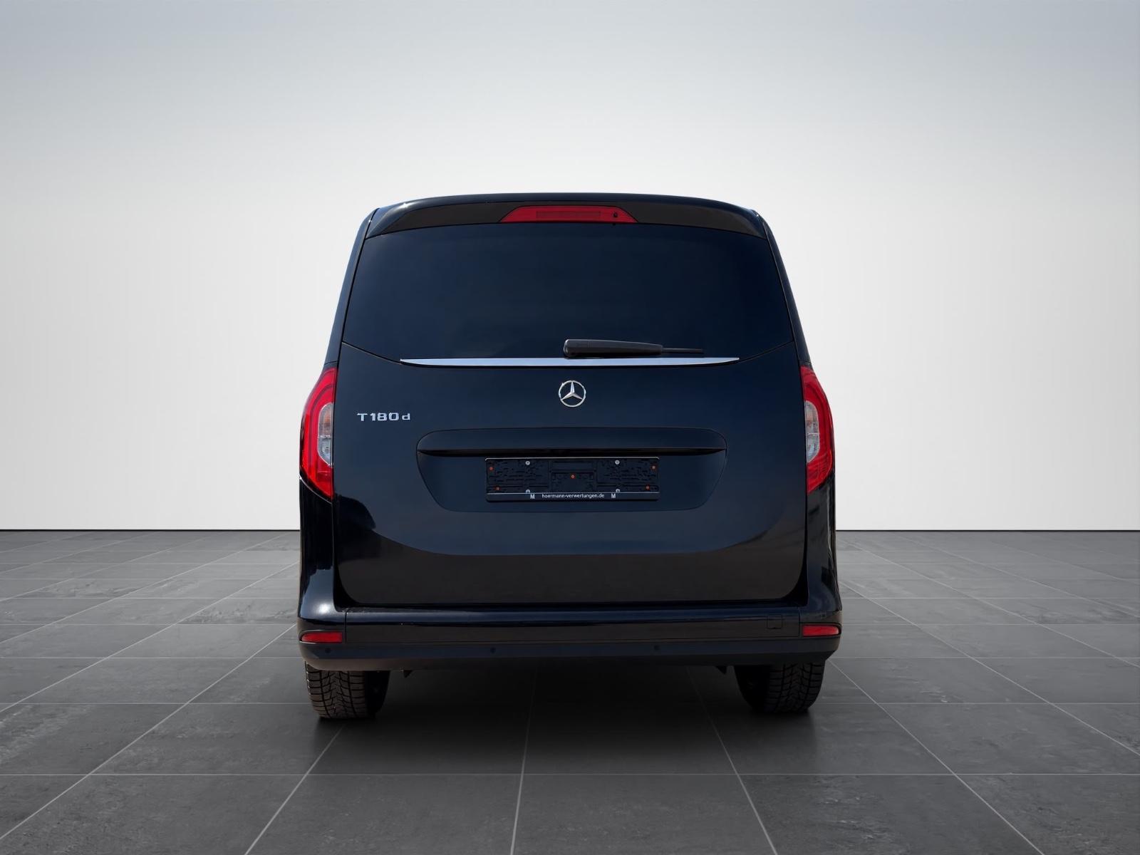 Mercedes-Benz T180d Standard