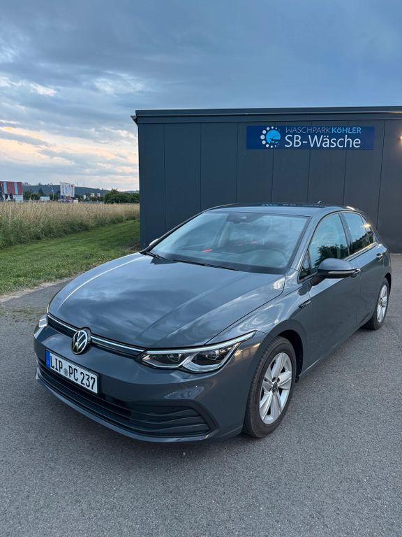 Image of Volkswagen Golf
