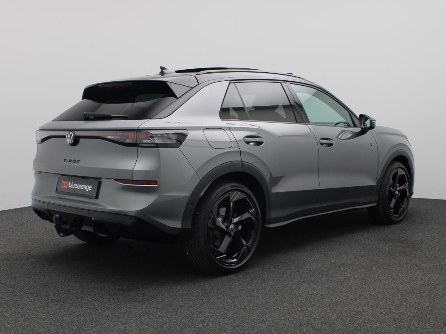 Volkswagen T-Roc 1.5 eTSI 110 kW R-Line  AHK Panodach LED