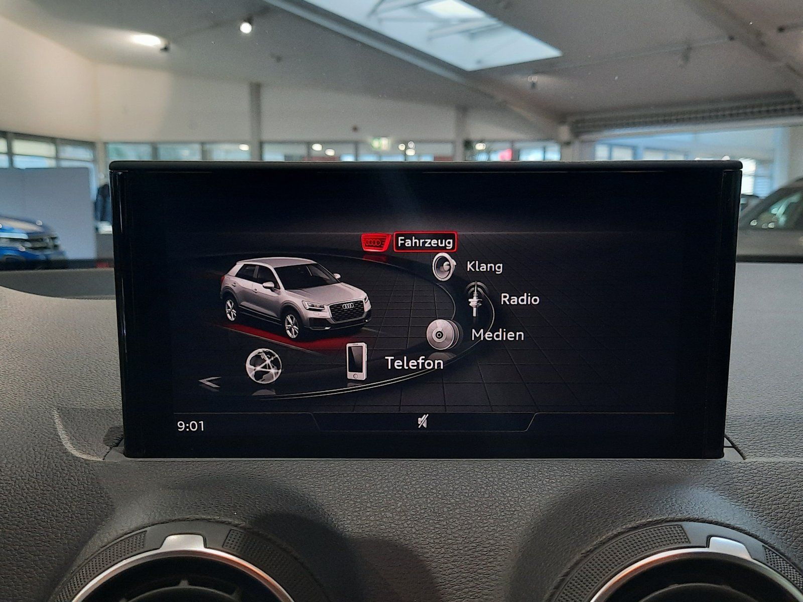 Fahrzeugabbildung Audi Q2 35 TFSI advanced S-Tronic *Cam*LED*AppC.*