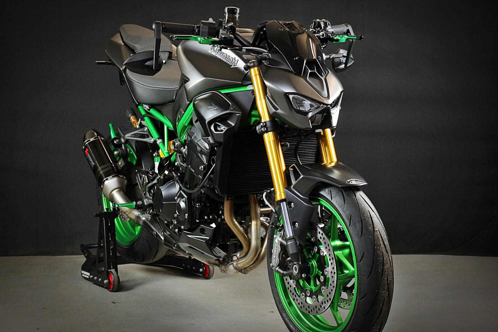 Kawasaki Z900-SE 2026 RSI-Green Akrapovic SE evo2,,HP139