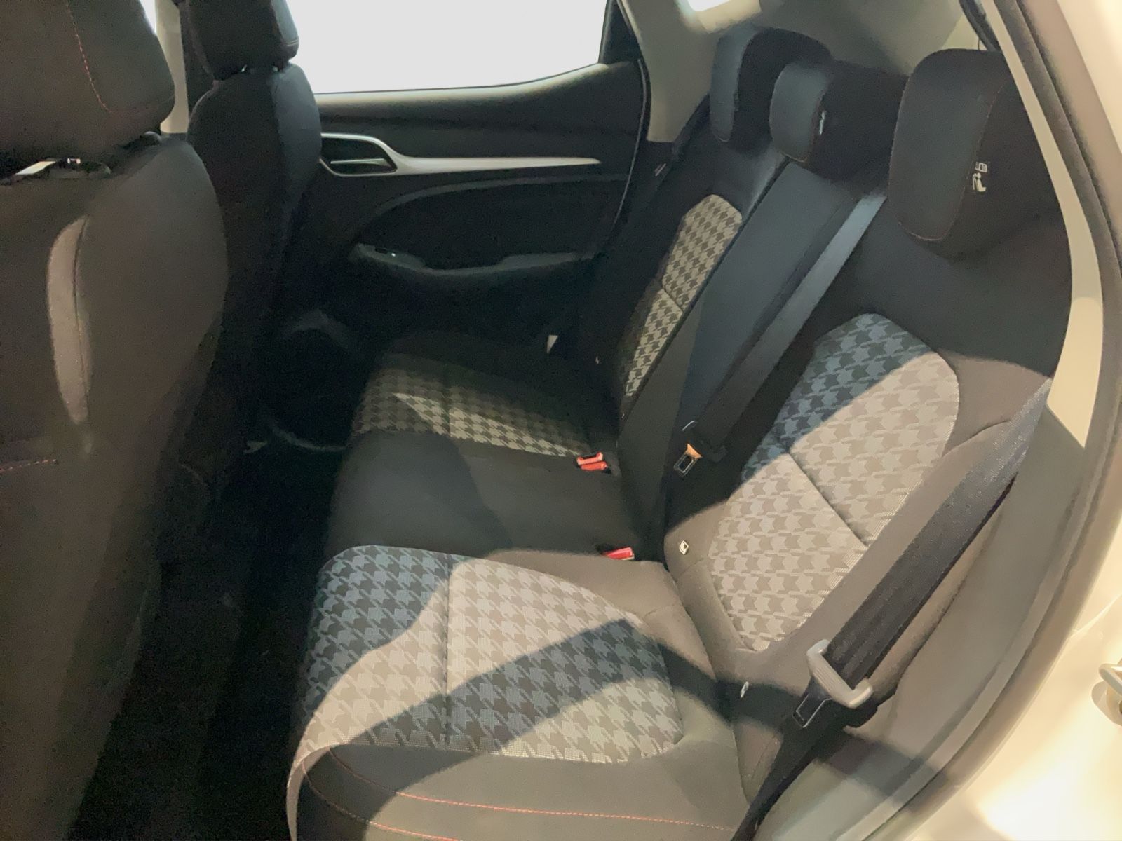 Fahrzeugabbildung MG ZS EV Comfort Maximal 69,9 kWh