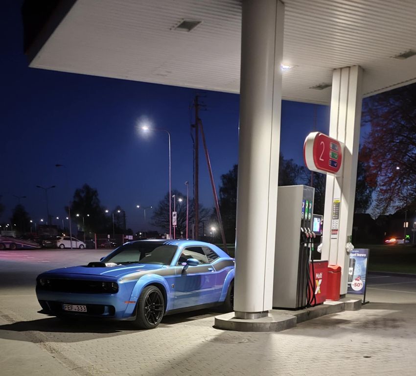 Dodge Challenger