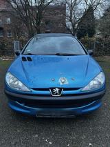 Peugeot 206 - gebrauchte Peugeot 206 aus dem Jahr 2000