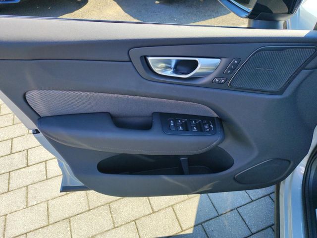 VOLVO XC 60 (Bild 16 von Array)