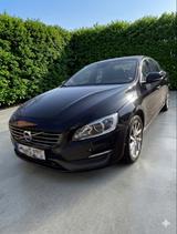 Volvo S60 Limousine T5 TÜV Neu LEDER - Volvo S60 Cross Country Gebrauchtwagen