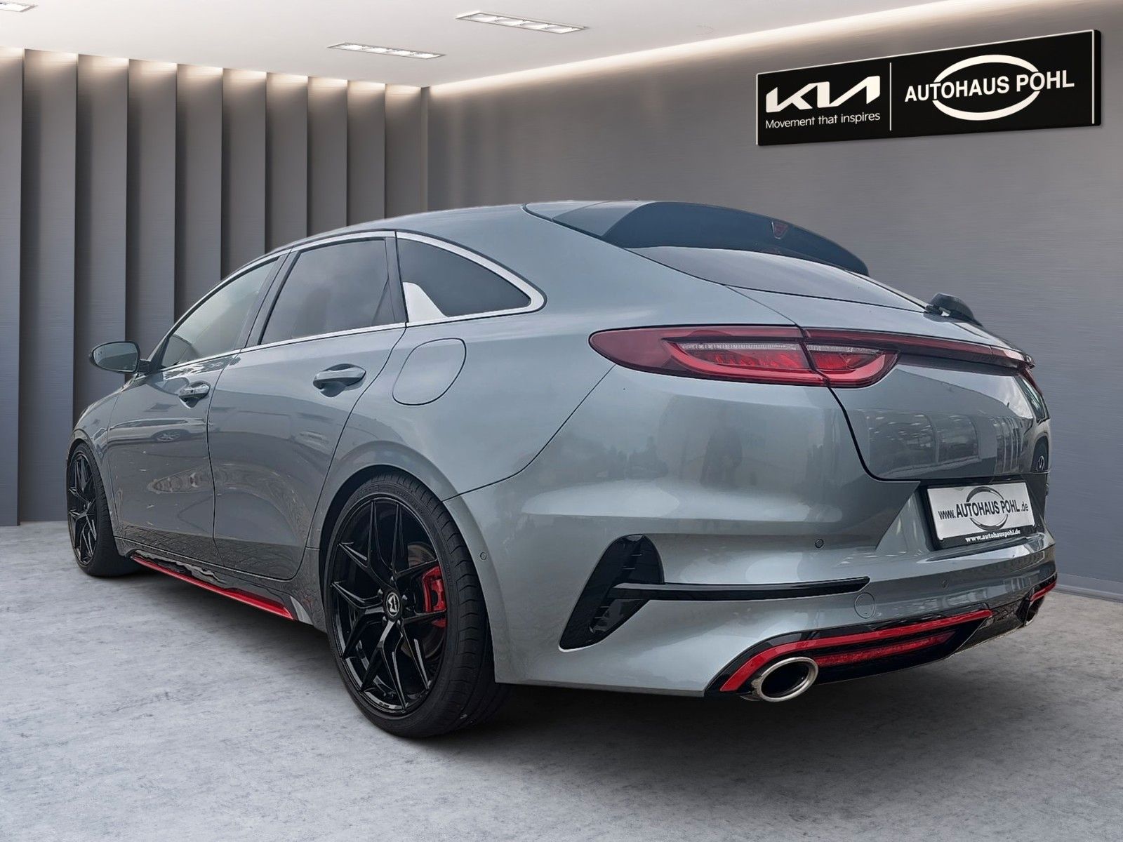 Fahrzeugabbildung Kia ProCeed 1.6 T-GDI DCT GT WKR Bastuck JBL KOM