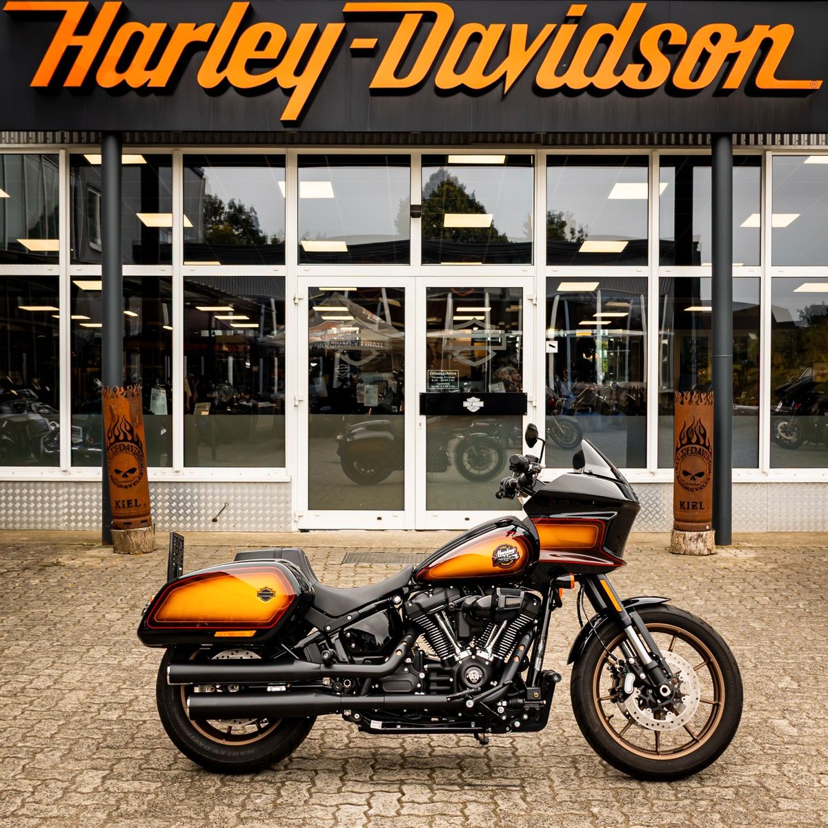 Fahrzeugabbildung Harley-Davidson FXLRST Low Rider ST 117 HeinzBikes Clubstyle SE