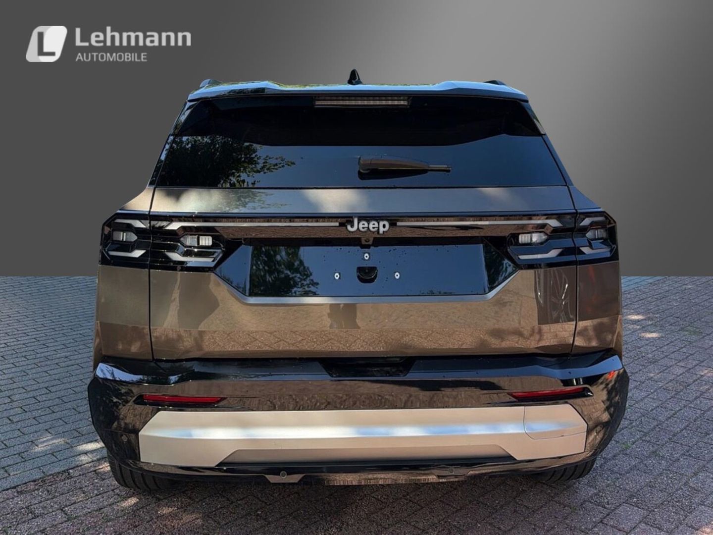 Fahrzeugabbildung Jeep Compass MY26 FIRST EDITION E-HYBRID PANO VOLL