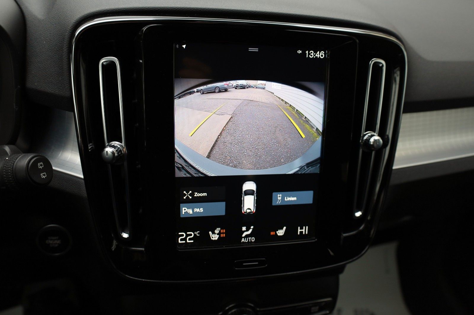 Fahrzeugabbildung Volvo XC40 T4 Recharge, Inscription,Navi,ACC, CarPlay