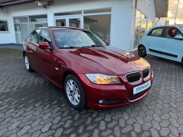 BMW 325i ! AUTOMATIK ! NAVI ! TEILLEDER !