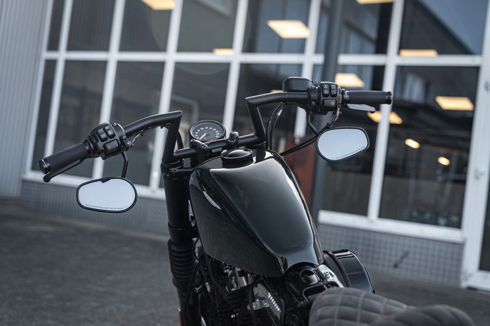 Fahrzeugabbildung Harley-Davidson XL1200X SPORTSTER FORTY-EIGHT - KESSTECH- BOBBER