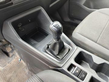 Volkswagen Caddy Basis nur für Export oder Händler