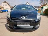 Peugeot 5008 2.0 HDI Navi Klima pano - gebrauchte Peugeot 5008 aus dem Jahr 2009