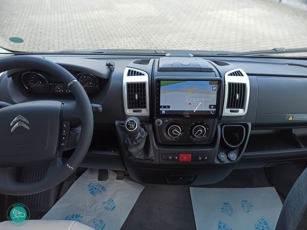 Fahrzeugabbildung Mooveo VAN 54 DB incl. Navi, TV/SAT, Solar, Markise