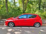 Hyundai i30, 1.4 DOCH 16V, Benzin, 2010, 5... - Hyundai H-1 von privat