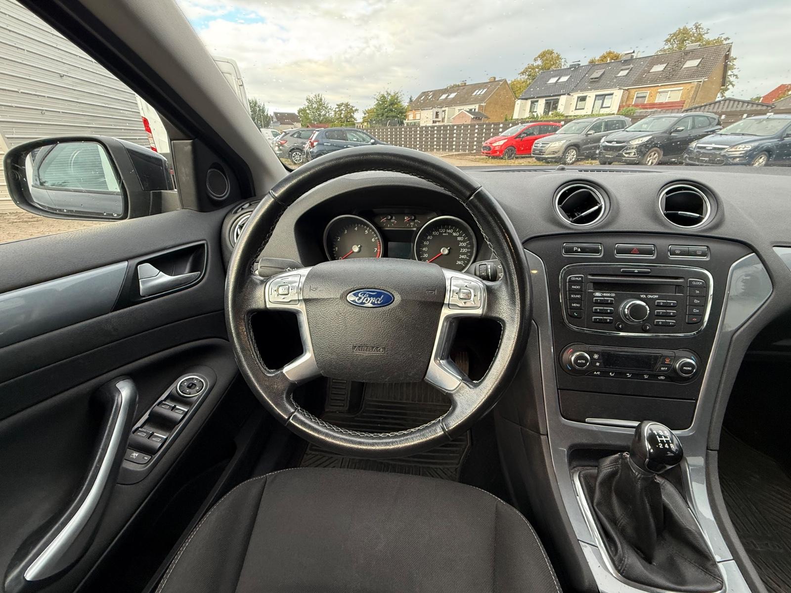 Ford Mondeo 2012 — photo 8