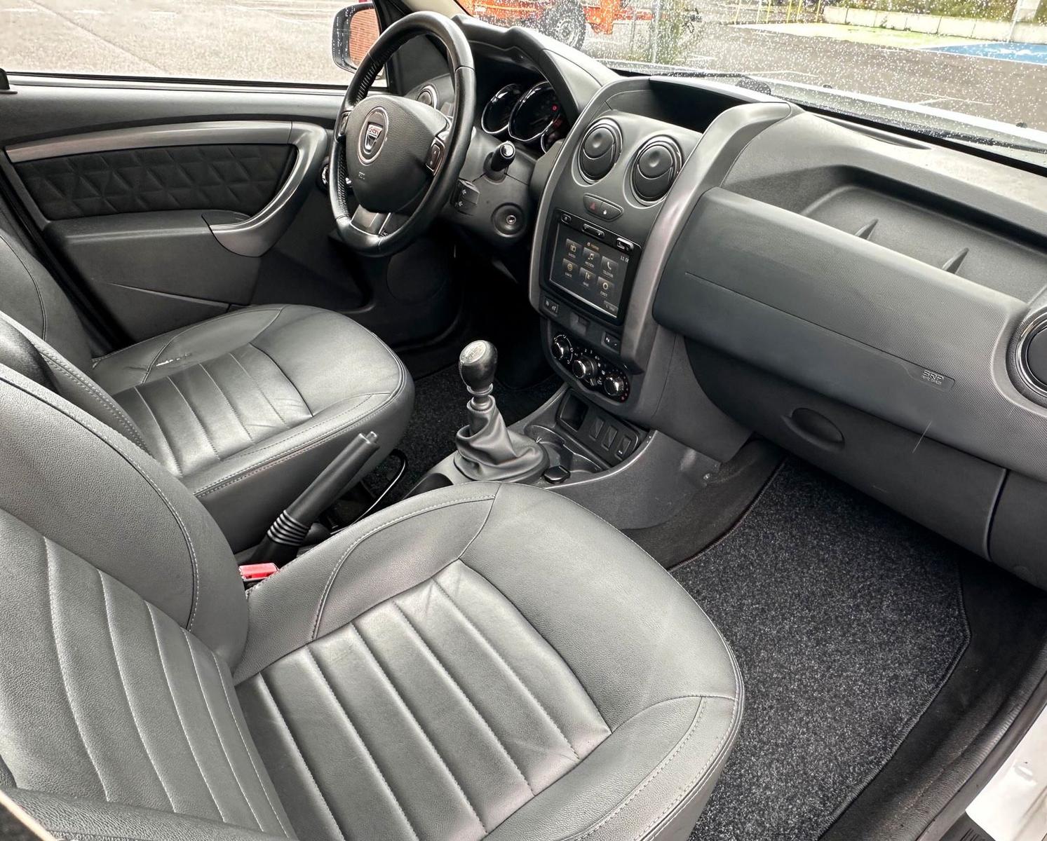 Dacia Duster 2015 — photo 12