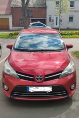 Toyota Verso 1.6l D-4D Start/Stop 5-Sitzer - - rote Toyota Verso