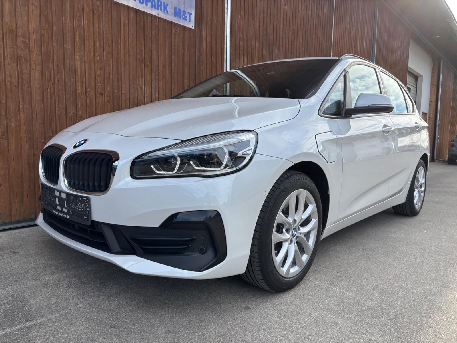 BMW 225xe ActiveT. DrivingAssist Business LED SHZ MF