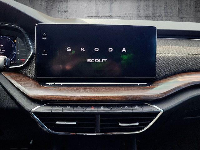 Octavia Combi 2.0TDI Aut. Scout 4x4 AHK Navi
