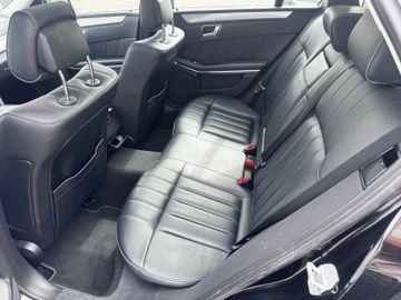 Mercedes E 350 - 12