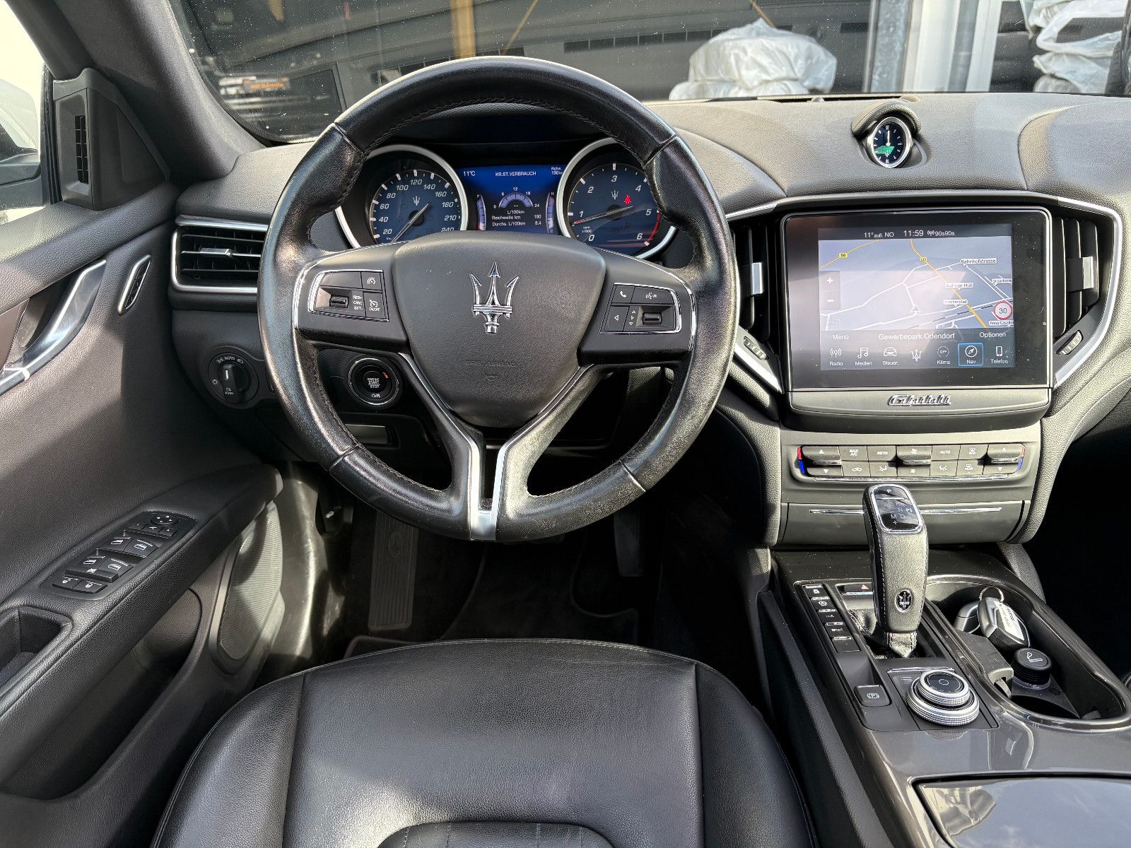 Fahrzeugabbildung Maserati Ghibli Diesel/FACELIFT/KAMERA/NEUES-MODELL