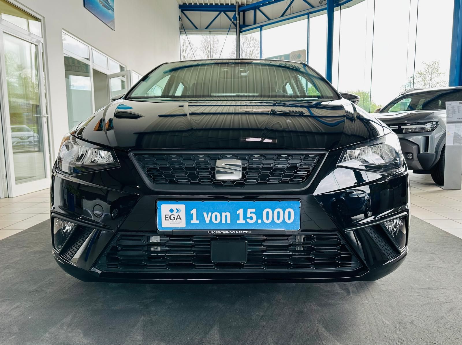 Seat Ibiza 1.0 Reference SHZG FullLink PDC Klima imagem 3
