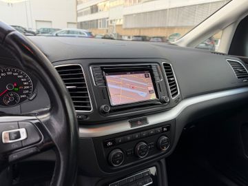 Volkswagen Sharan - 10
