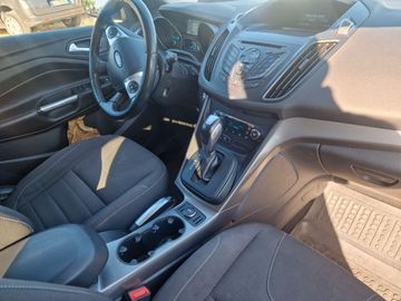 Ford Kuga - 8
