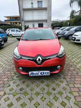 Renault Clio 0.9 TCe 12V 90CV Start&Stop 5 porte - Renault Clio Start mit Benzin-Antrieb