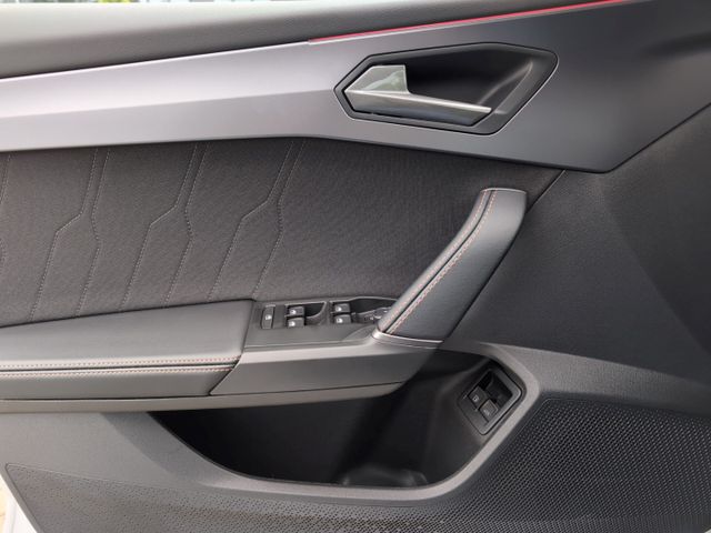 Leon ST / UPE: 50.650,- € / 1.5 e-HYBRID EDGE AH