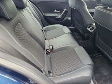 Mercedes A 180 - 12