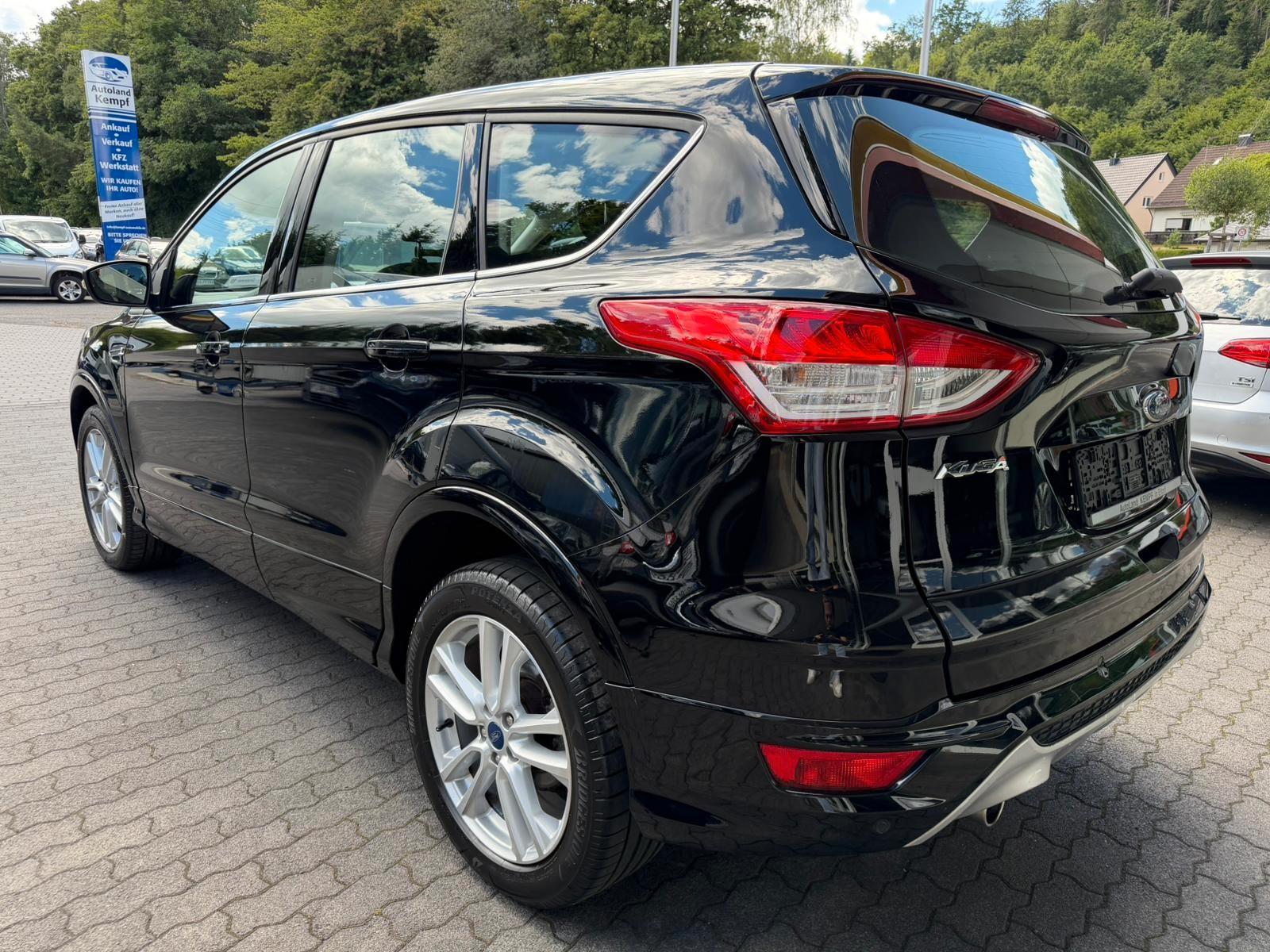 Ford Kuga Individual,2.Hd,Leder,Navy,4X4,Service+§Neu