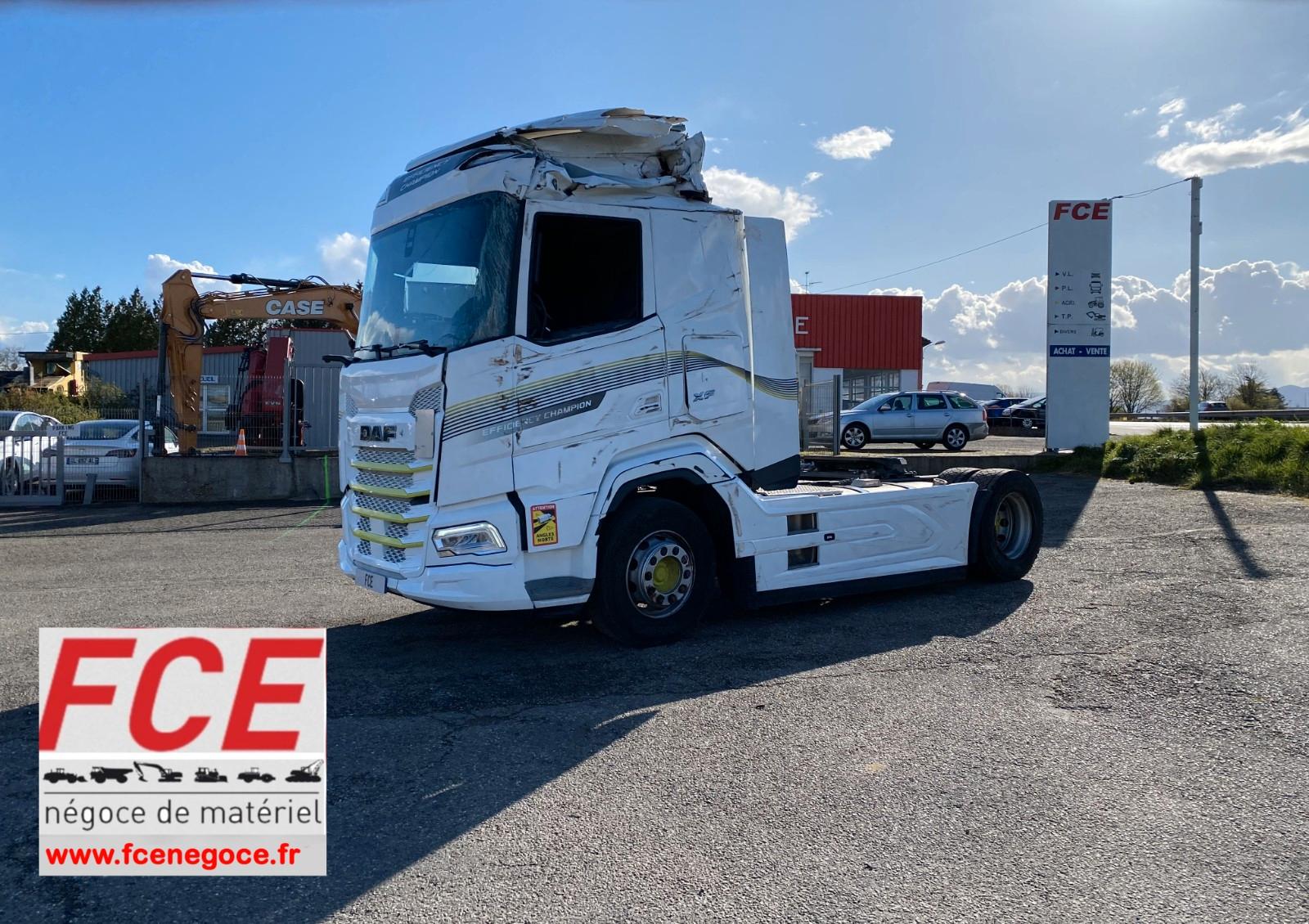 DAF XF450/Efficiency Champion 1er Main endommagé