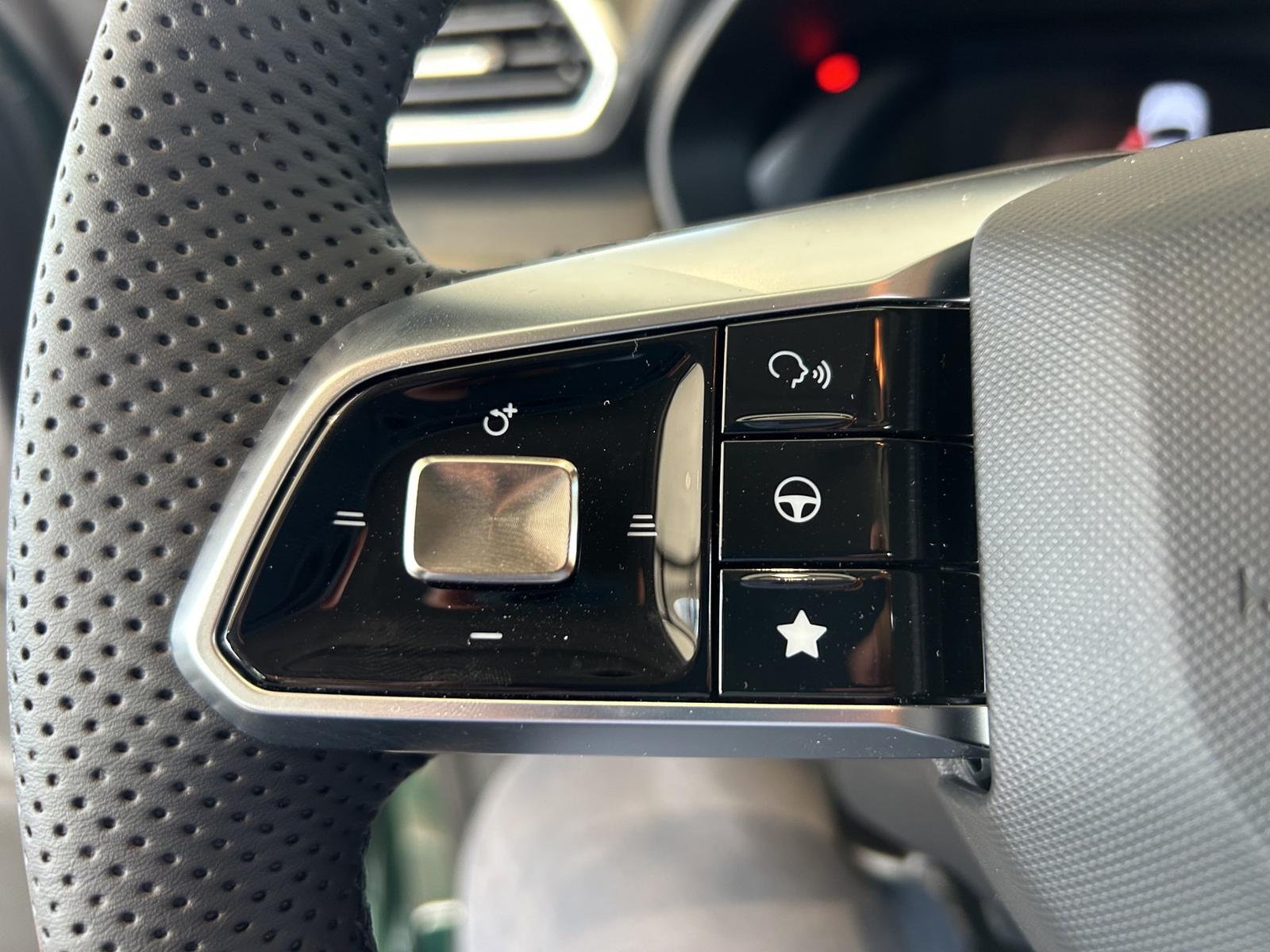 MG ZS Luxury 1.5 Hybrid+ Aut. LED ACC GJR R, миниатюра 17