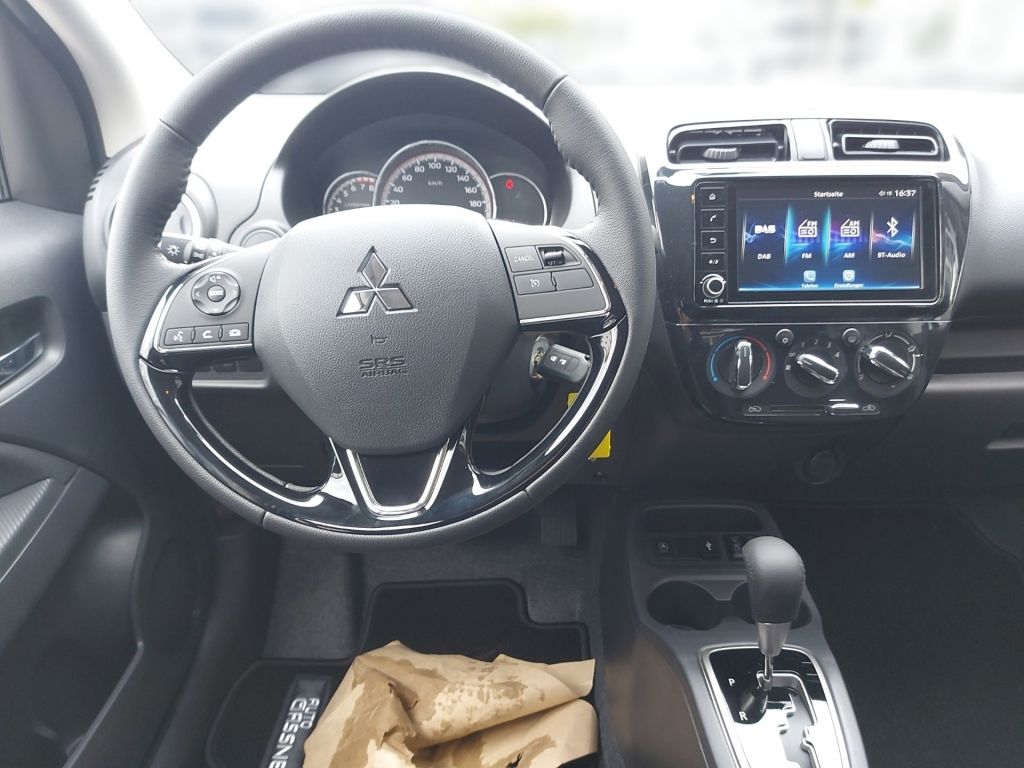 Fahrzeugabbildung Mitsubishi Space Star 1,2 Select+ CVT Alu Sitzheiz. RFK