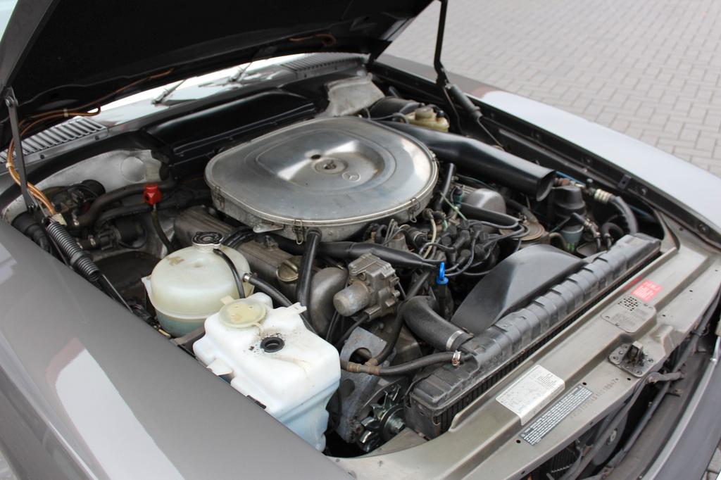 Mercedes-Benz SL 380