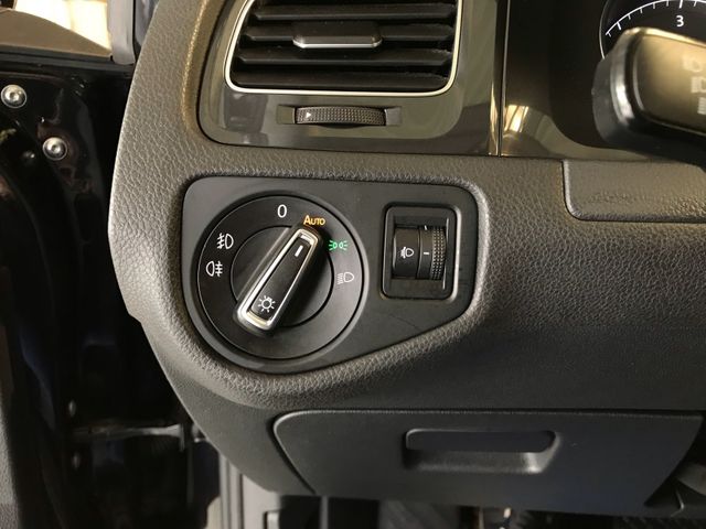 Golf VII Comfortline 2.0 TDI DSG*NAVI*SHZ*