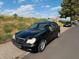 Mercedes-Benz Mercedes C220 CDI W203 Elegance TÜV Automa... - Mercedes-Benz C 220 aus 2000: Cdi