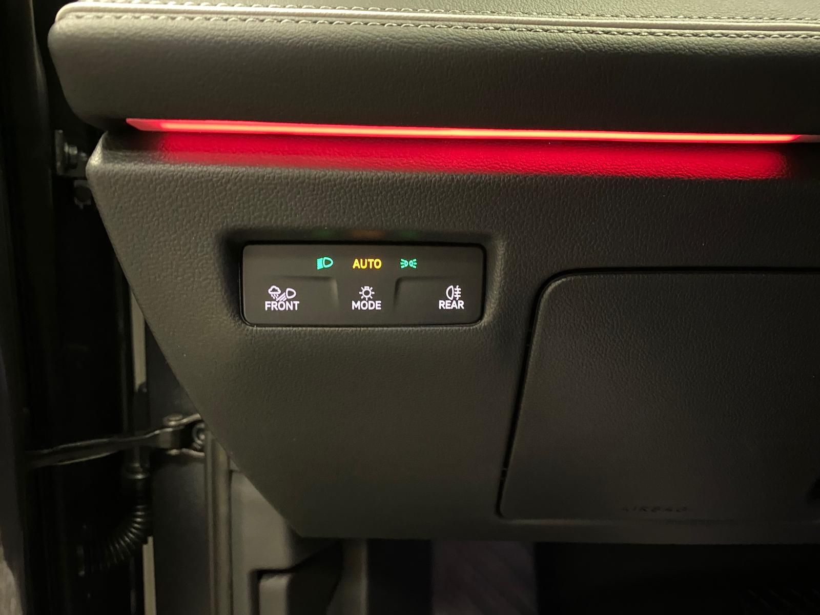 Fahrzeugabbildung Volkswagen PASSAT 2.0 TDI 110 kW Elegance+MATRIX+AHK+360RFK