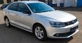 Volkswagen ***Jetta 1.6 TDI Trendline Trendline wenig KM*** - Volkswagen Jetta: Limousine