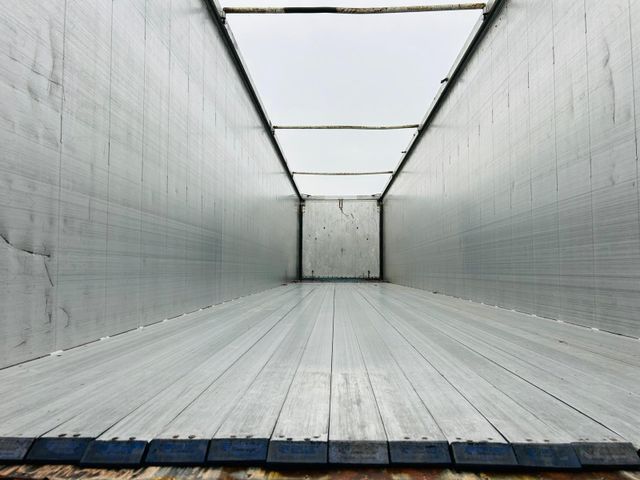 Fahrzeugabbildung Reisch Schubboden 92m³ 1+3 Achse liftbar TÜV Neu